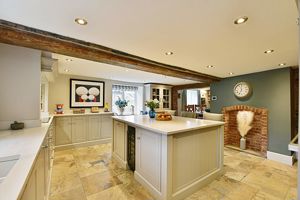 Photo 7- click for photo gallery